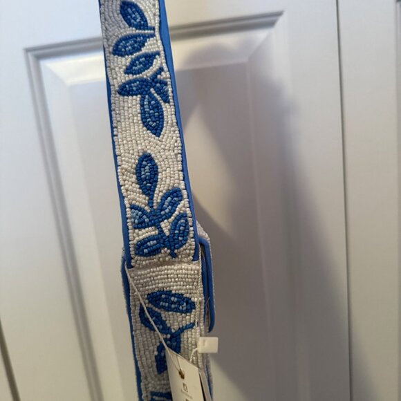 NWT Antik Kraft Beaded Blue and White Floral Shoulder Bag Viral - Picture 4 of 5